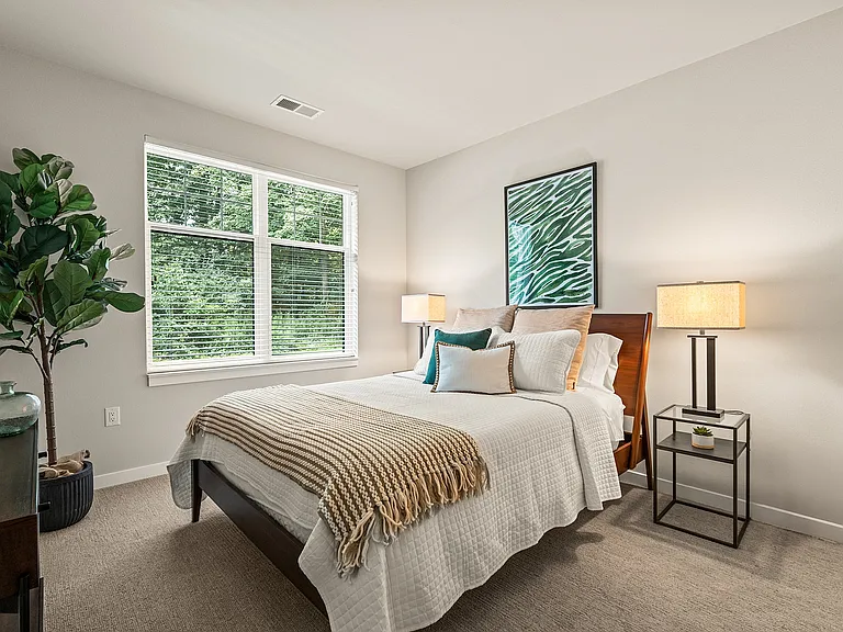 Seasons at Plainfield Bedroom