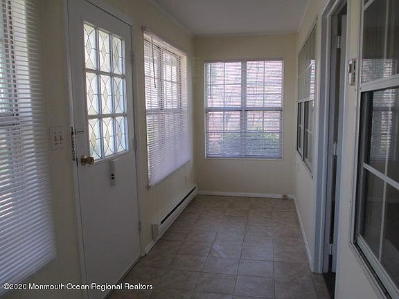 3rd image of 56A Edinburgh Ln #A