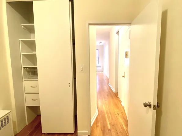 416 East 74th Street image 9 of 11