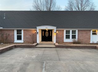 500 E Winston Cir, Broken Arrow, OK 74011