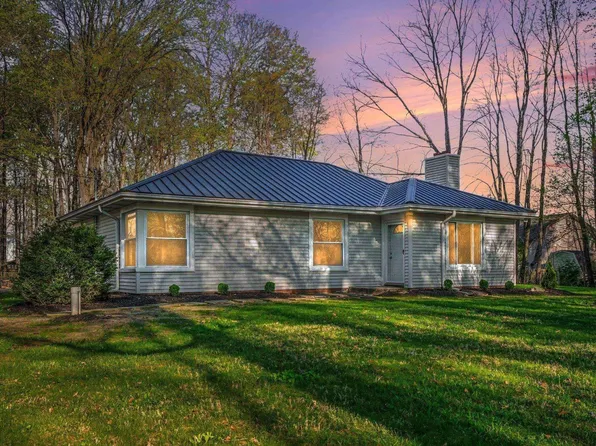 61889 County Road 15, Goshen, IN 46526