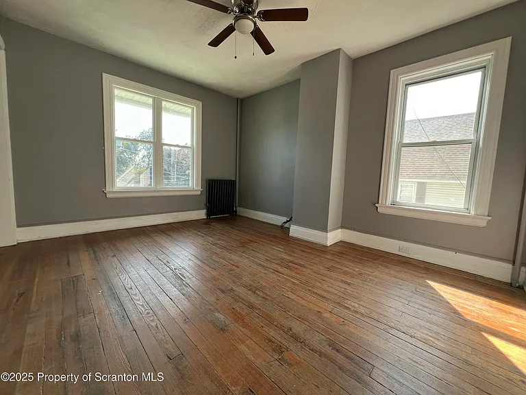 2087 N Main Ave #2 — Photo 4