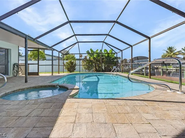 2215 Cape Way, North Fort Myers, FL 33917