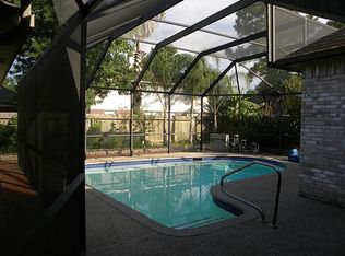 235 Rustic Oaks Dr, League City, TX 77573