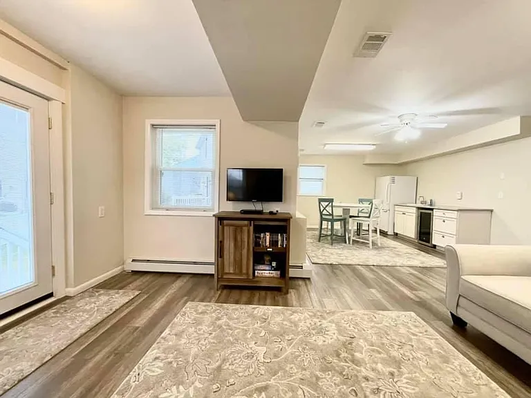 1505 Saint Louis Ave — Photo 12
