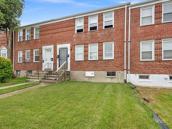 3rd image of 5604 Midwood Ave APT 2