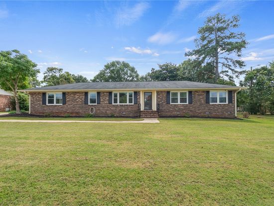 205 Pine Bark Rd, Anderson, SC 29625