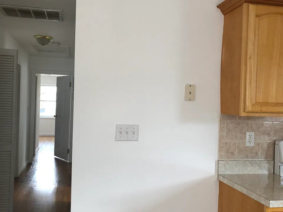 220 New York Ave #3