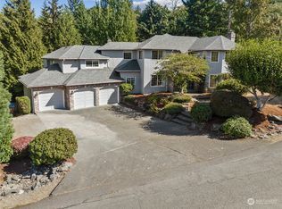 5909 Nahane East NE, Tacoma, WA