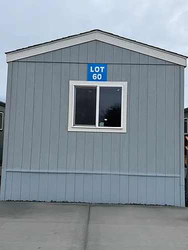 700 W Unity Loop Photo 1