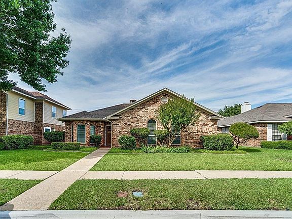 2nd image of 5117 Wood Creek Ln