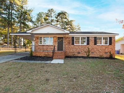 825 Oakcrest Dr, Fayetteville, NC, 28301