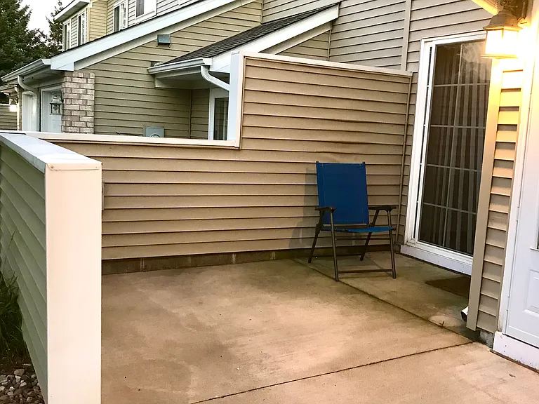 487 Mission Hills Way E — Photo 4