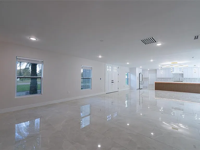 2721 Ingeborg Ct — Photo 19