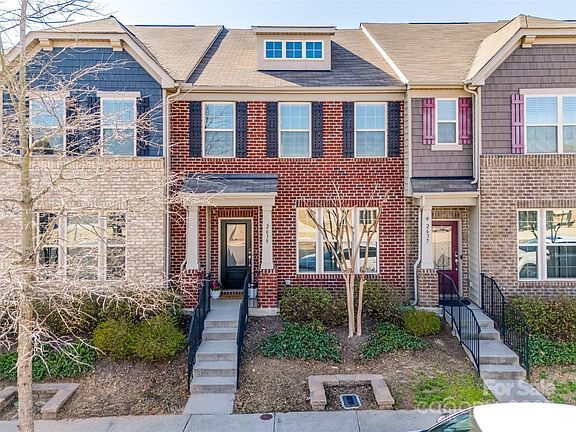 4th image of 2635 Winter Thistle Way