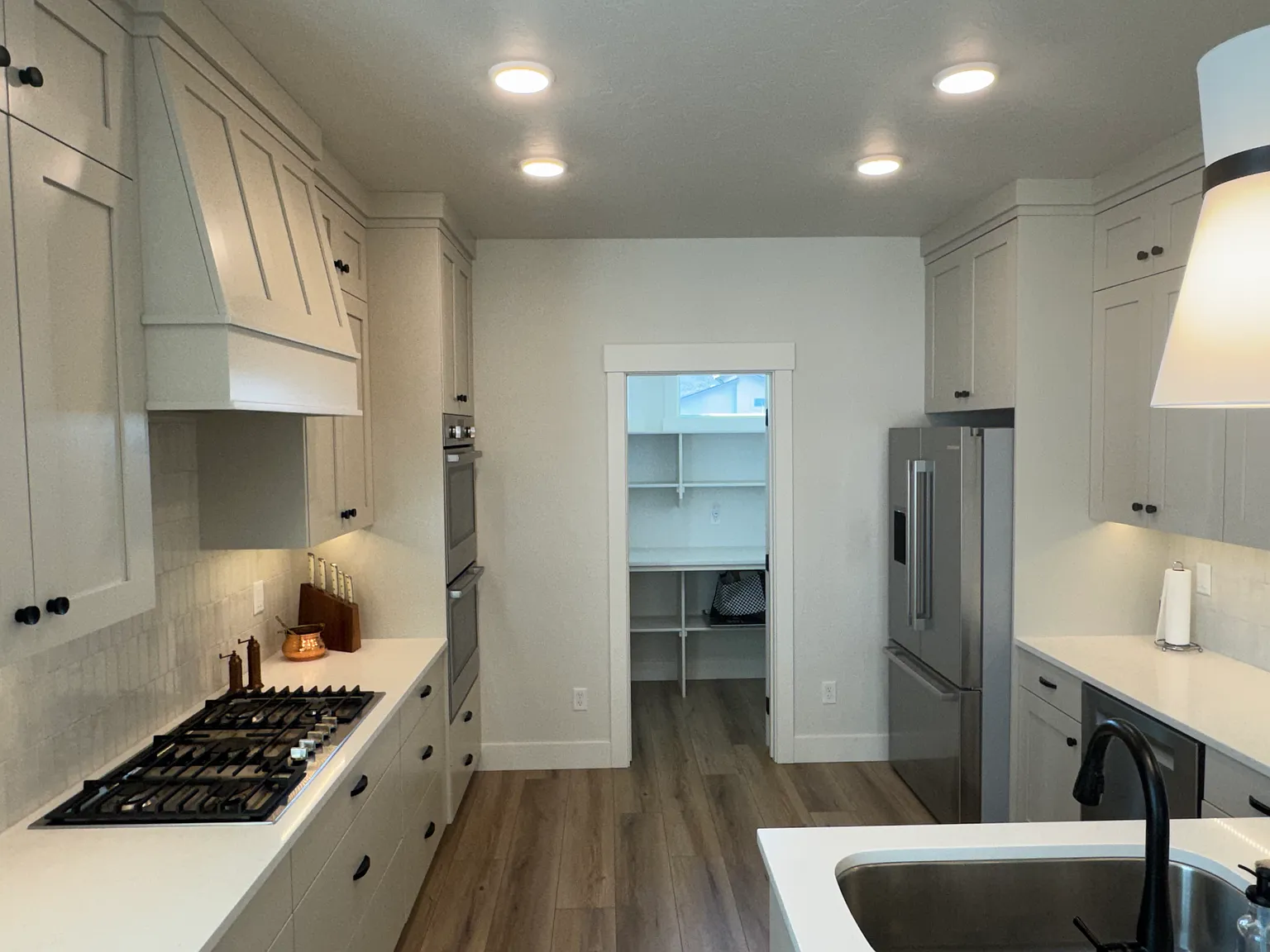 3 bed, 1707 sqft, $2,850 — Photo 4