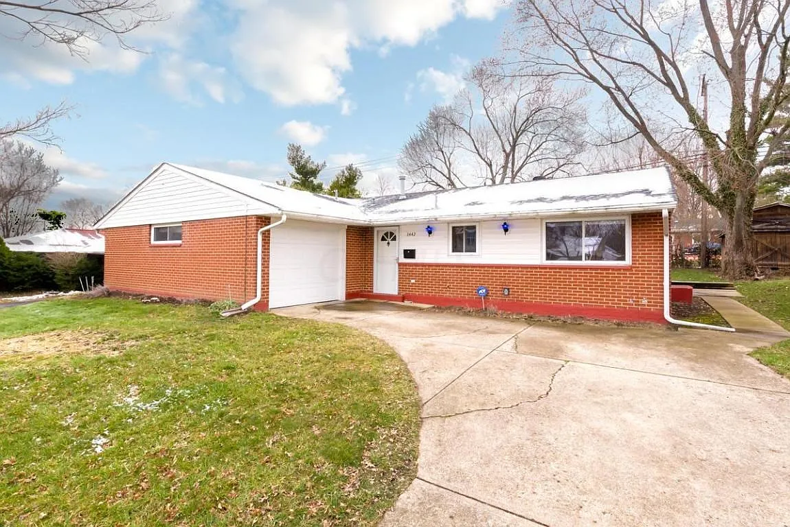 3442 Saigon Dr photo 1