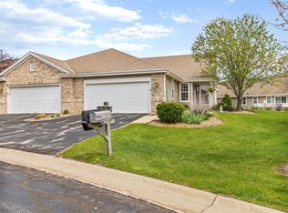 617 Park Dr, Waterford, WI 53185