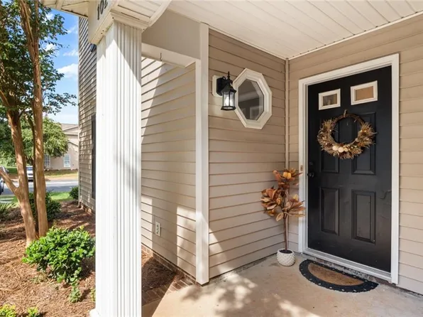 141 Pinewood Ln Unit 102, Advance, NC 27006