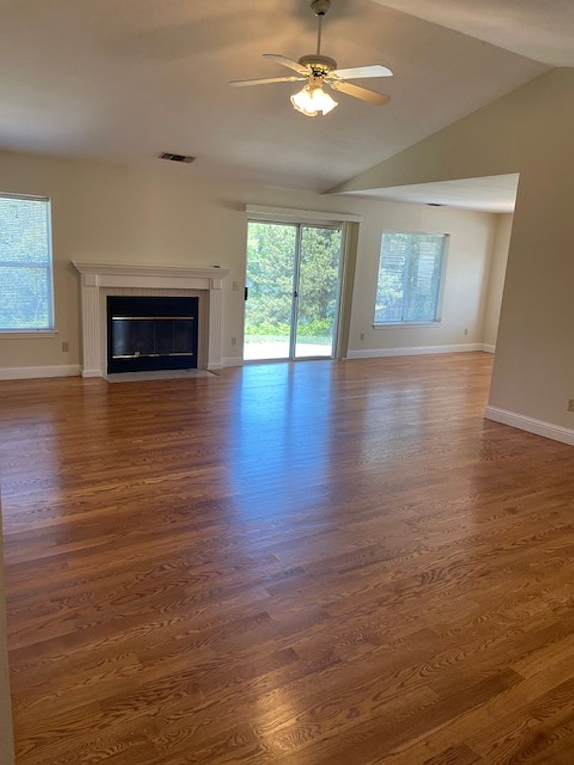 2095 Quartz Way, Redding, CA 96001 | Zillow