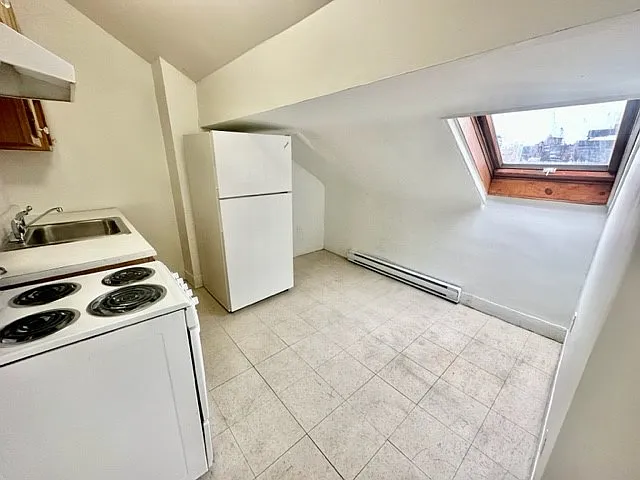 Building Photo - 288 Hanover St #2