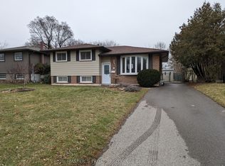 48 Osborne Cres, Oakville, ON L6H 1G1