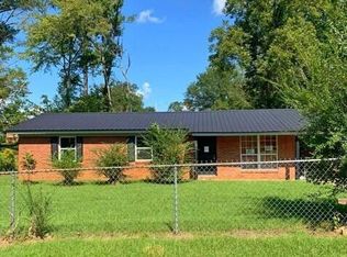 65 Pat Ave, Eupora, MS 39744