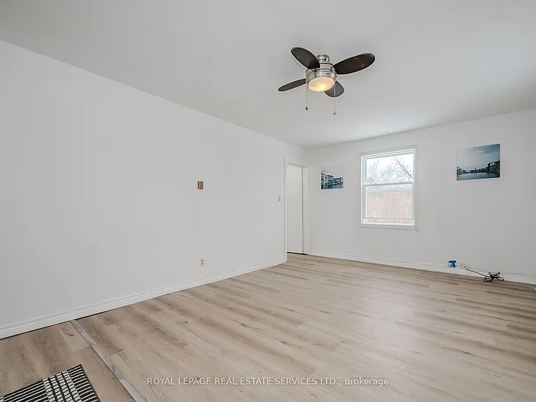 3209 Bronte Rd — Photo 7
