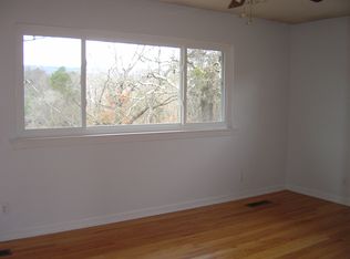 3563 Oak Knoll Dr, Chattanooga, TN 37415