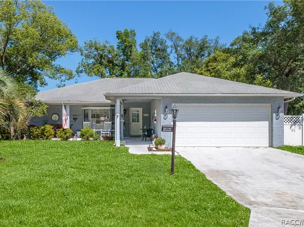 2639 Royal Ridge Dr, Spring Hill, FL 34606