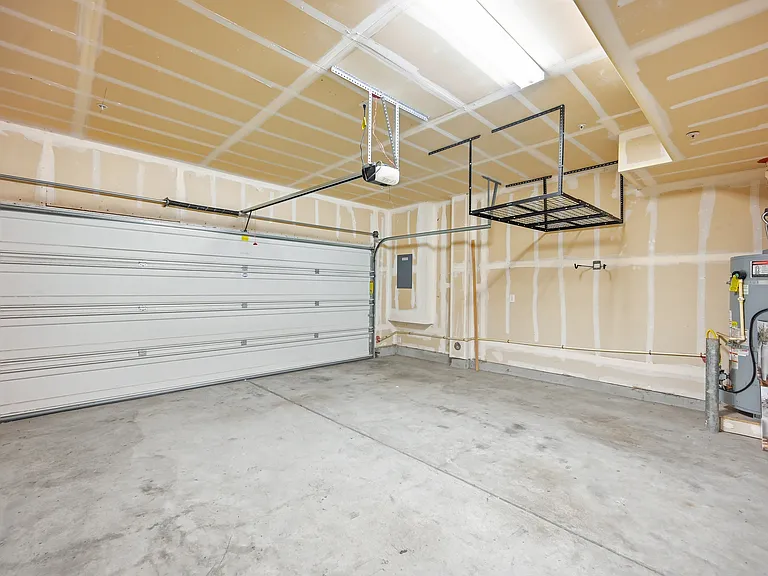1321 Lee Pl — Photo 25