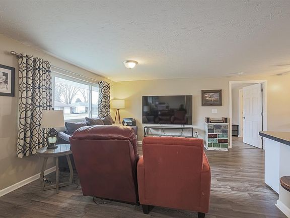 5th image of 4682 Richwood Dr