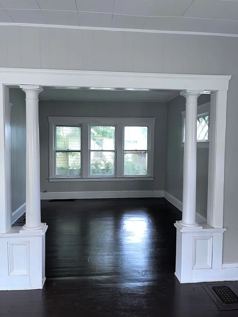 Charming 3-Bedroom Property in Prime Location — Photo 3
