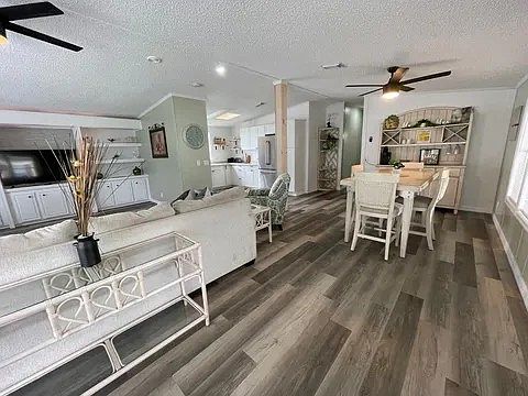 5th image of 9927 Cypress Lakes Dr