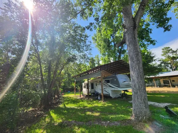 751 Bryant Landing Rd, Wewahitchka, FL 32465