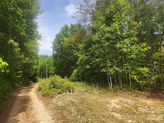 2nd image of 3024 Pearson Mountain Rd