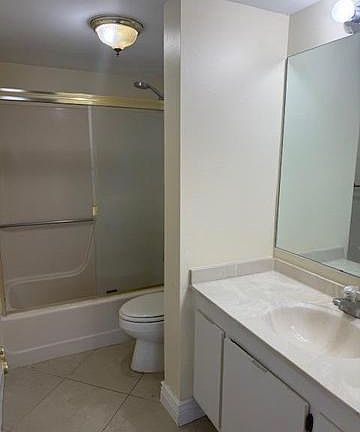 4th image of 21911 Lake Forest Circle #201