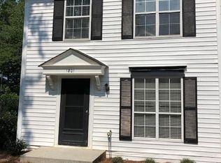 1801 Queen Anne Ct, Sandy Springs, GA 30350