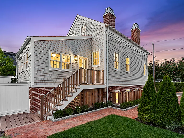 27 Howard St — Photo 4