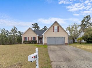 105 Somerset Dr, Raeford, NC 28376