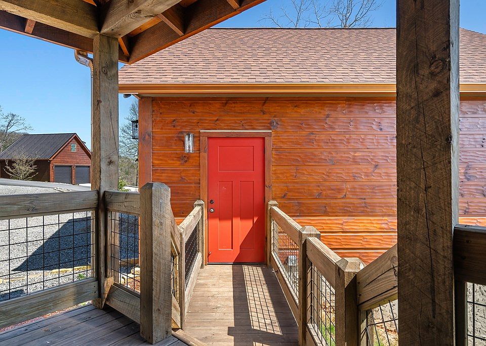 7th image of this home