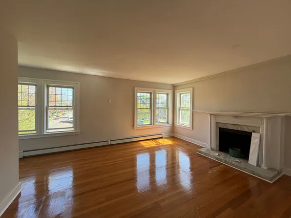 271 Elm