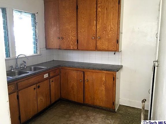 3rd image of 3440 Atwater Ave