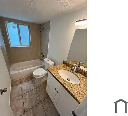 717 NE 10th Ave #7 — Photo 3