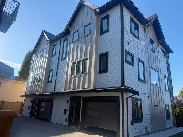 7087 Mary Ave #2, Burnaby, BC V5E 3K1