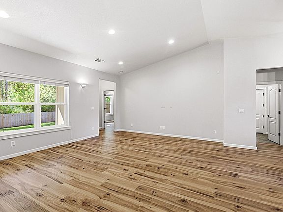 5th image of 2737 SW Trinity Way