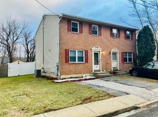 1218 Graham St, Fountain Hill, PA 18015