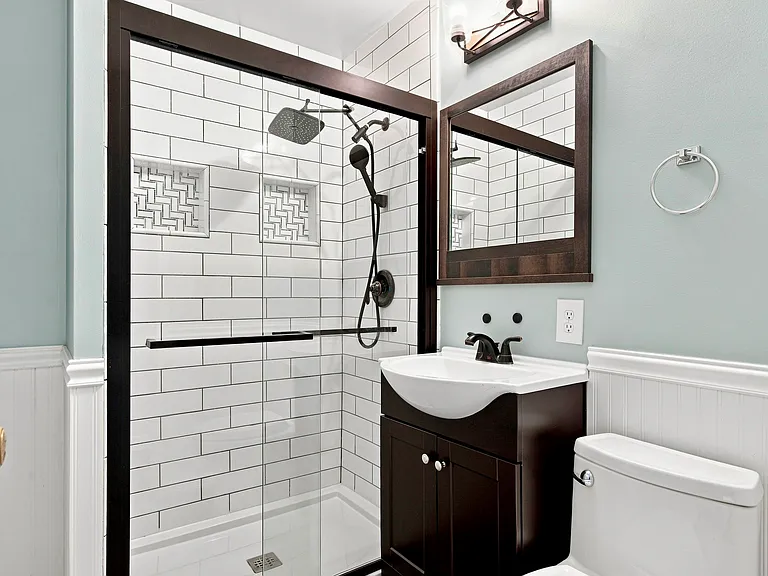 1536 Index Ave NE — Photo 11
