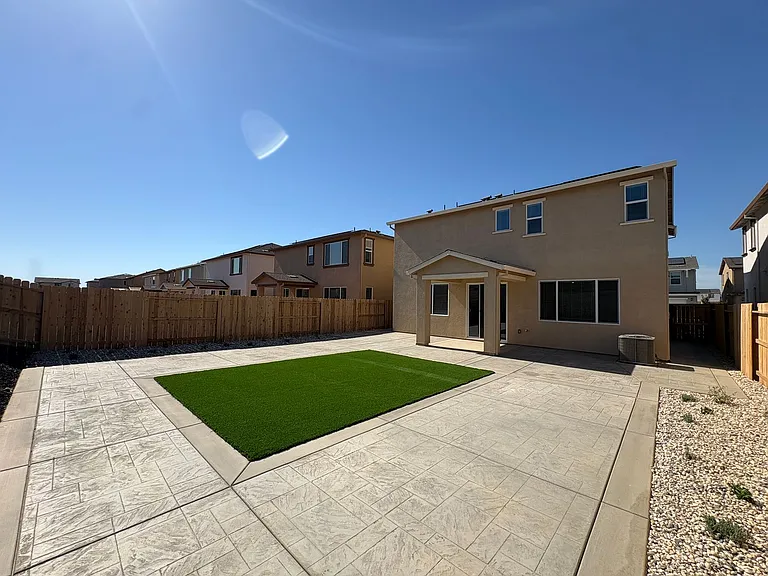 12636 Hereford Ave — Photo 29