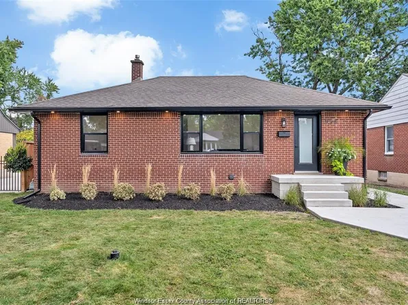 994 Isabelle Pl, Windsor, ON N8S 3B2
